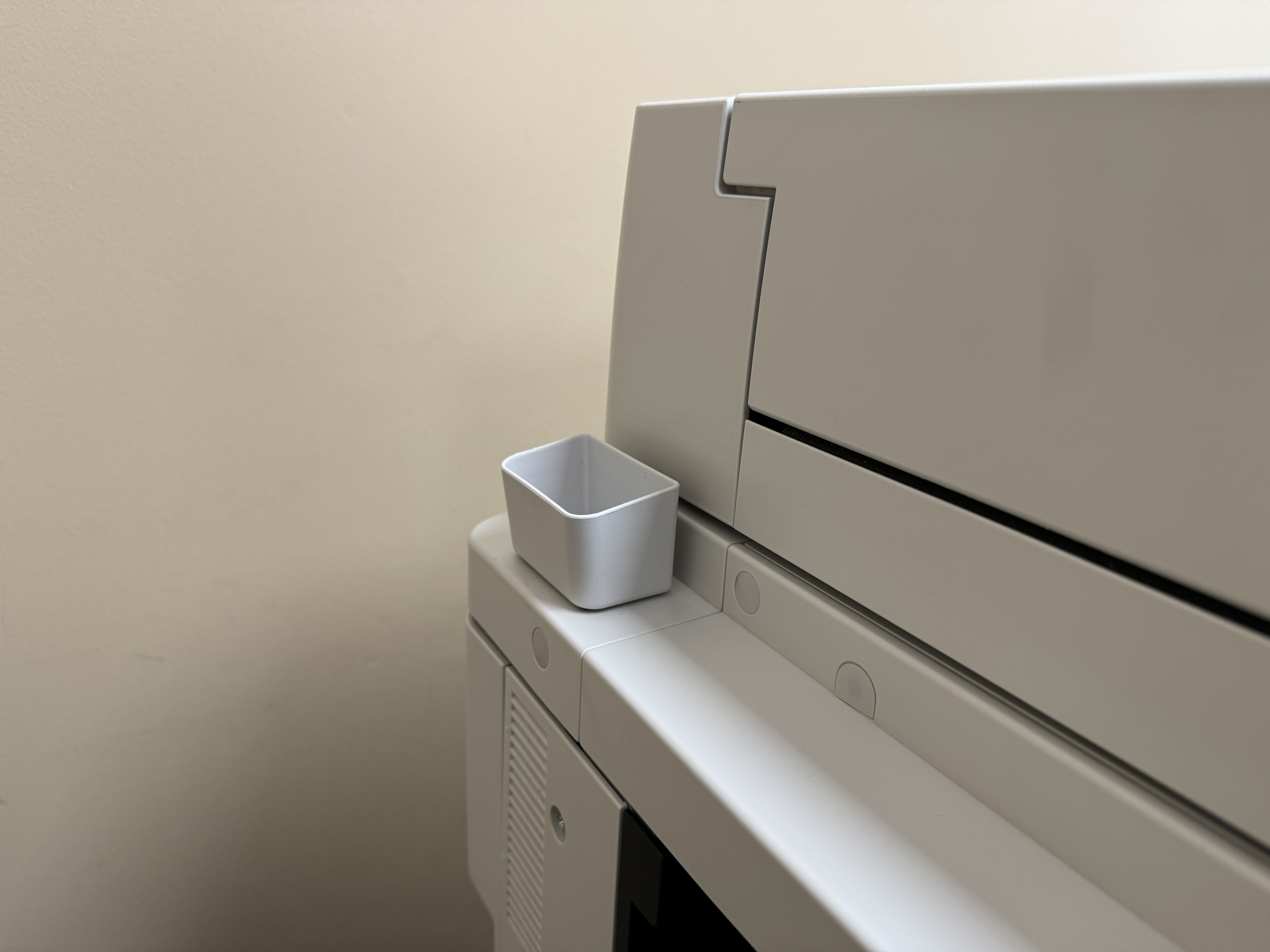 cloth tray for a canon imagerunner c5550i copy machine