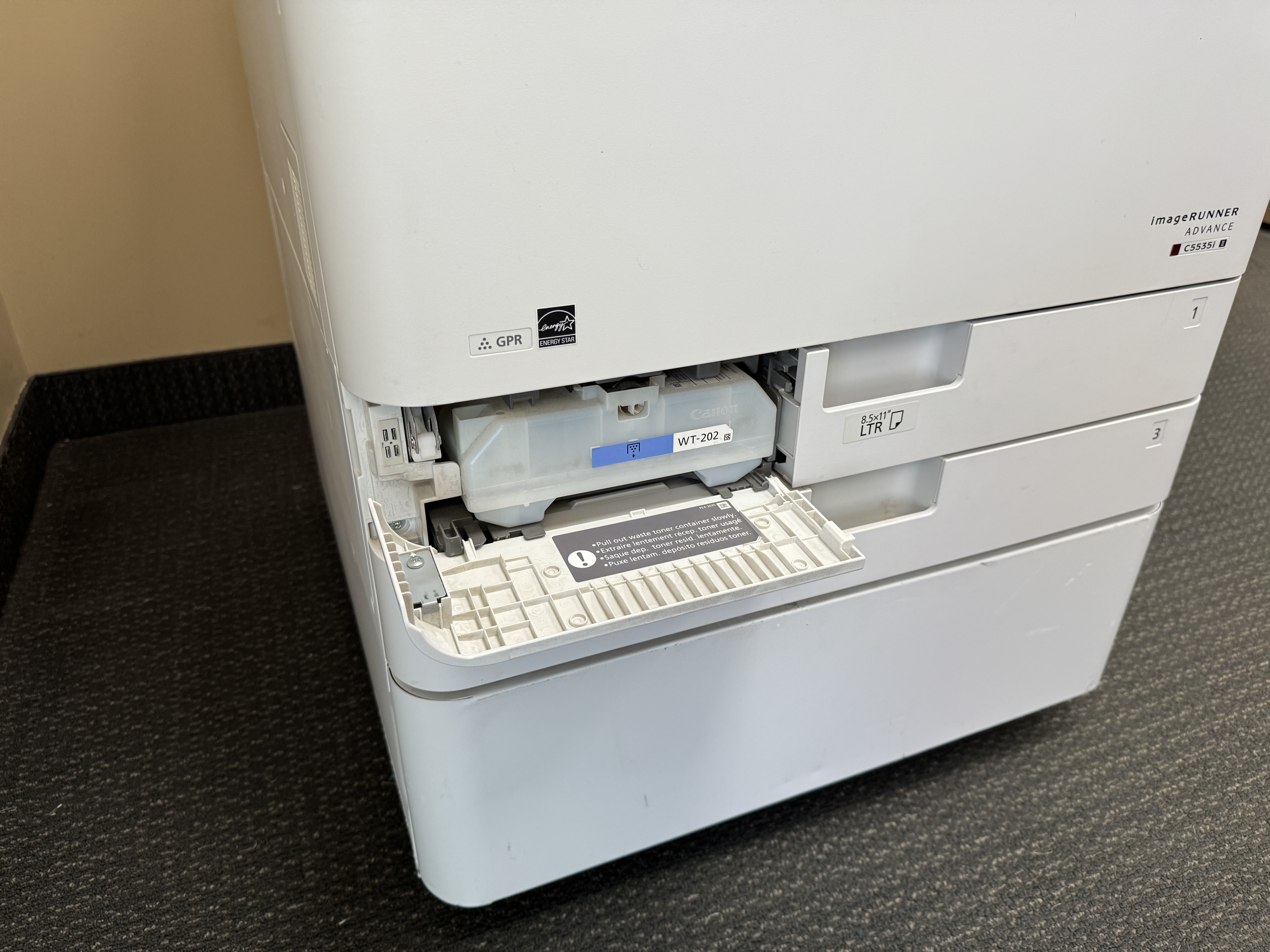 water toner botte on a canon imagerunner 4525i