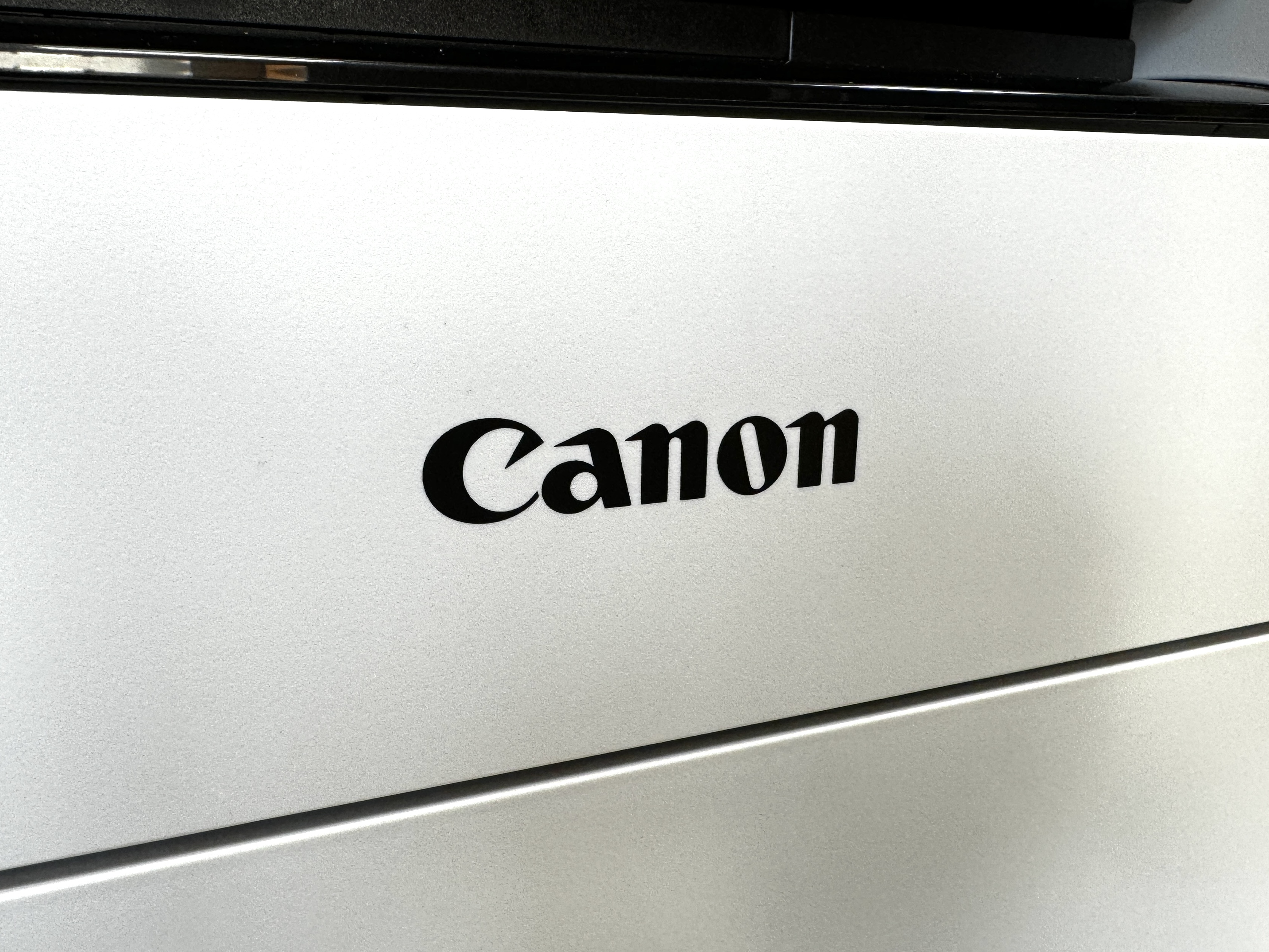 Canon logo.