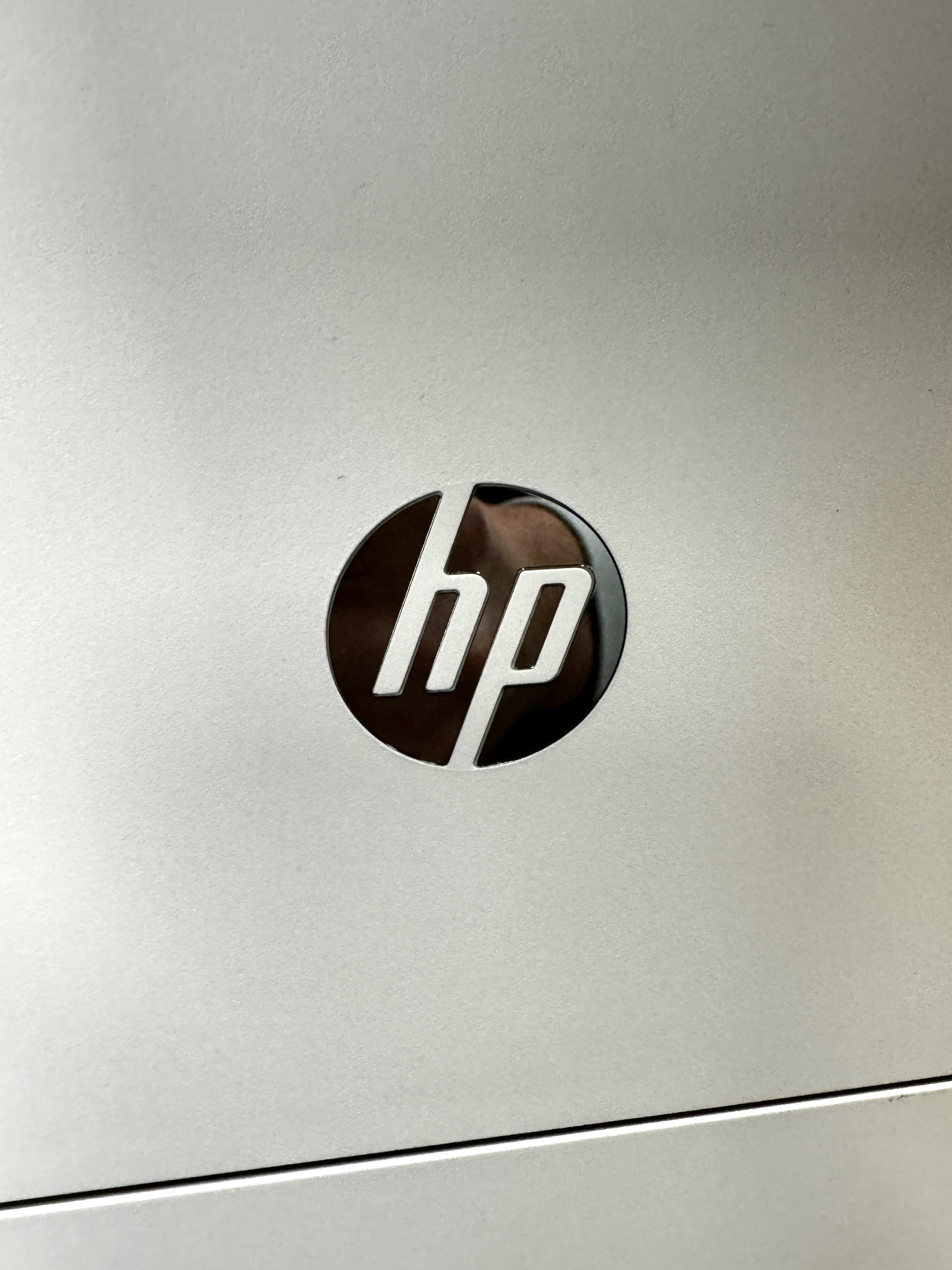 HP logo.