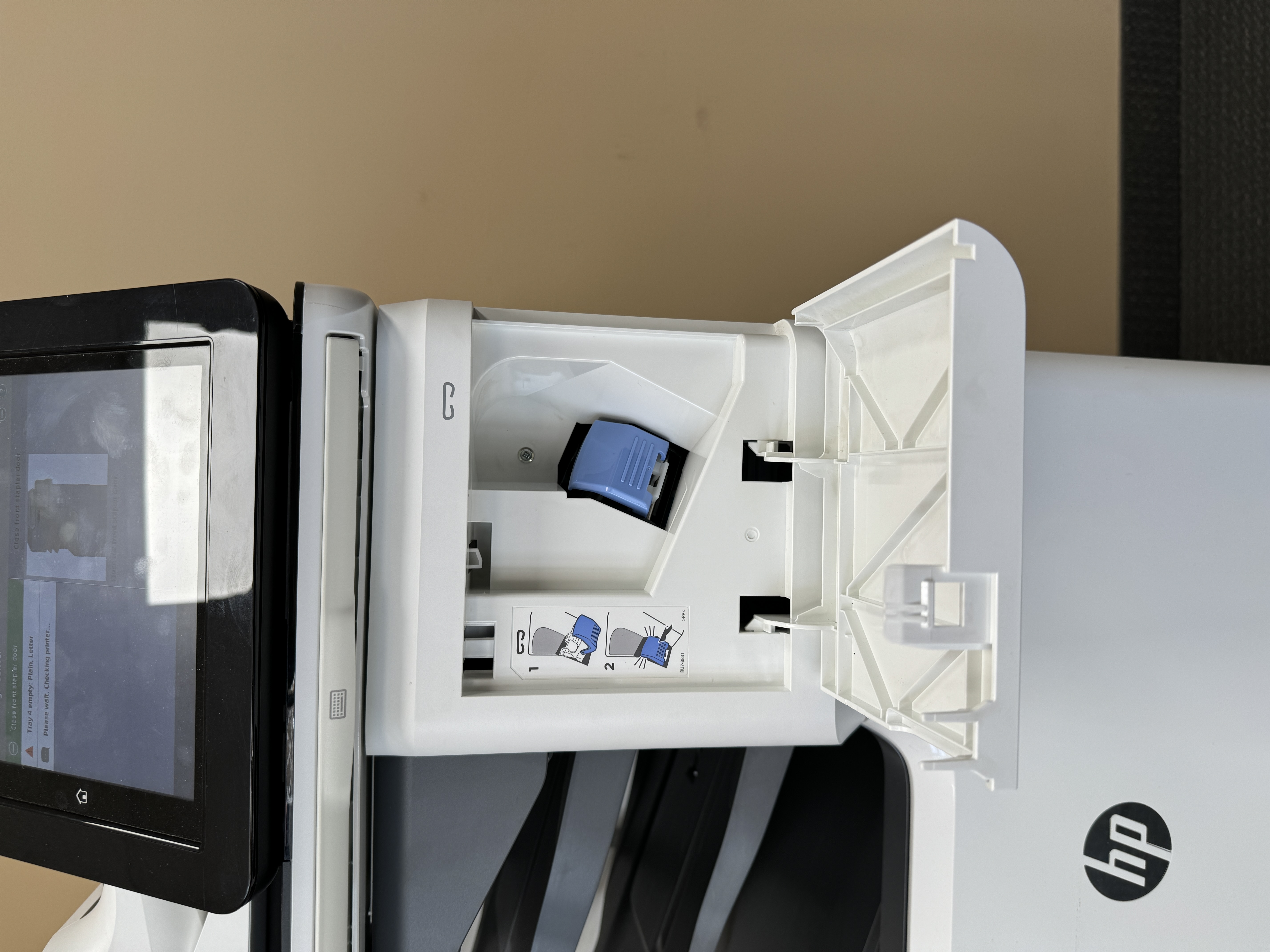 Paper clipping feature in office copier lease rates