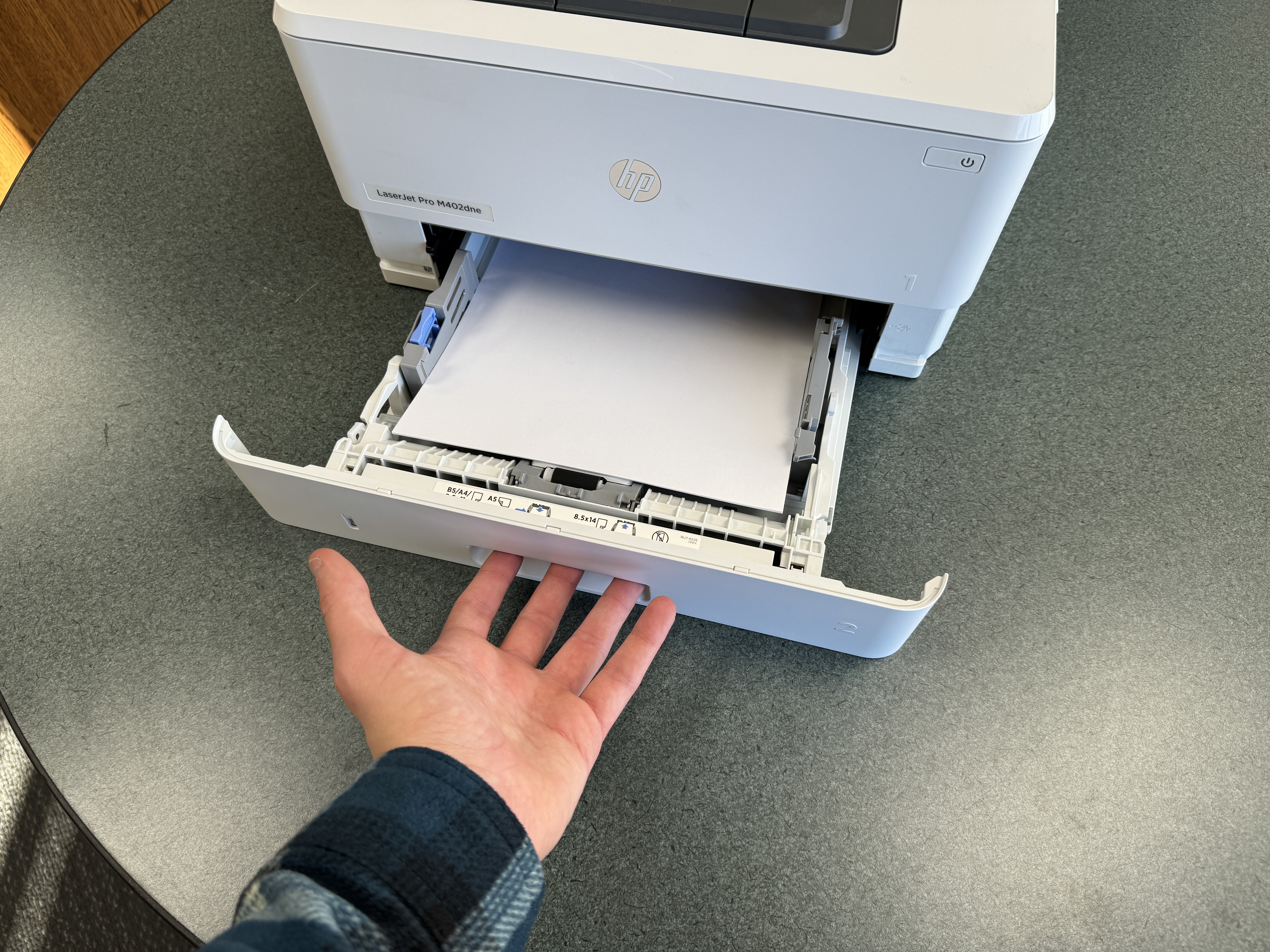 Small paper tray on used color copiers for sale