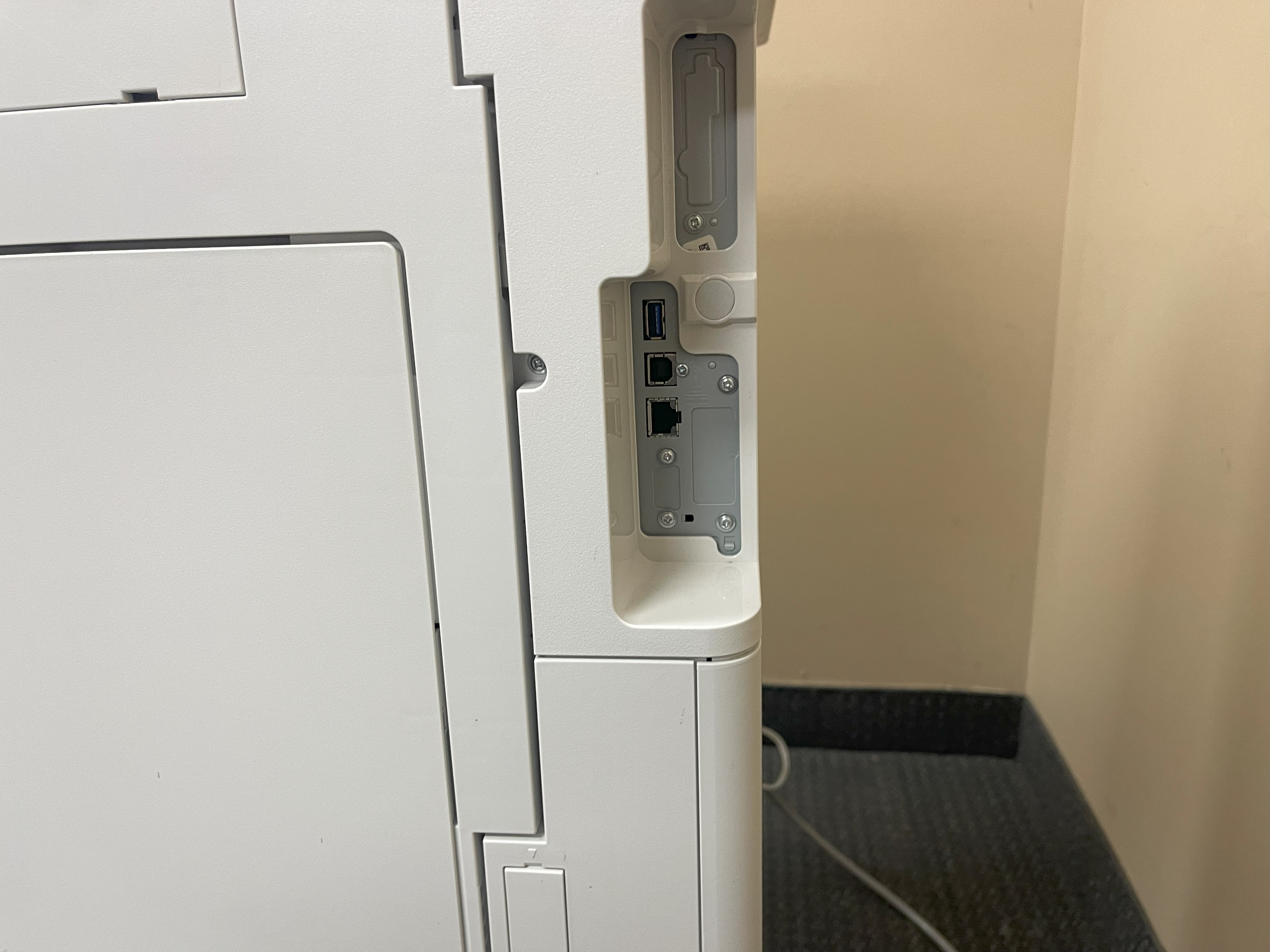 Connection ports on used color copiers for sale