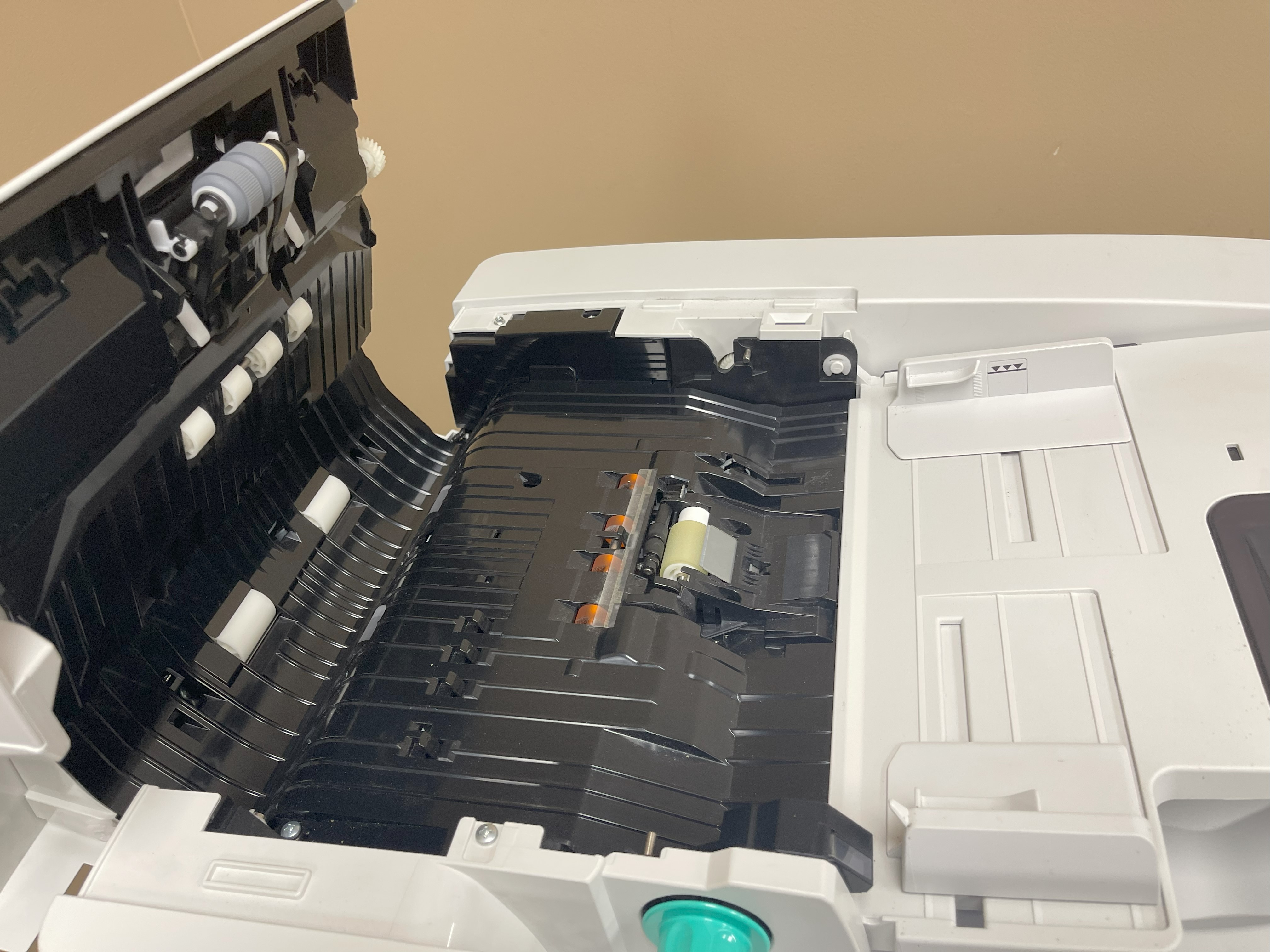 Maintenance in office copy machine leasing