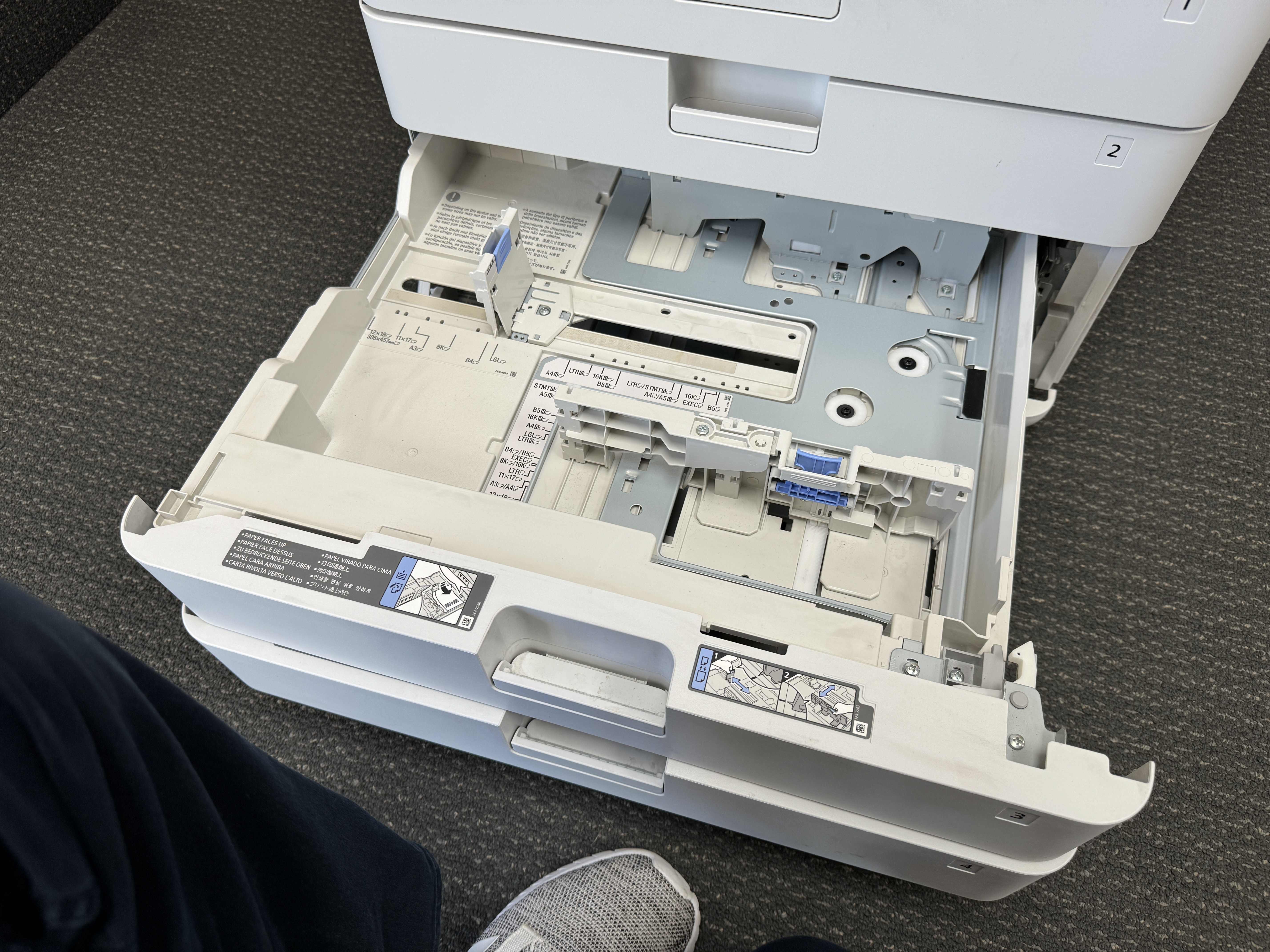 Replacing paper on leasing a copier/ printer/