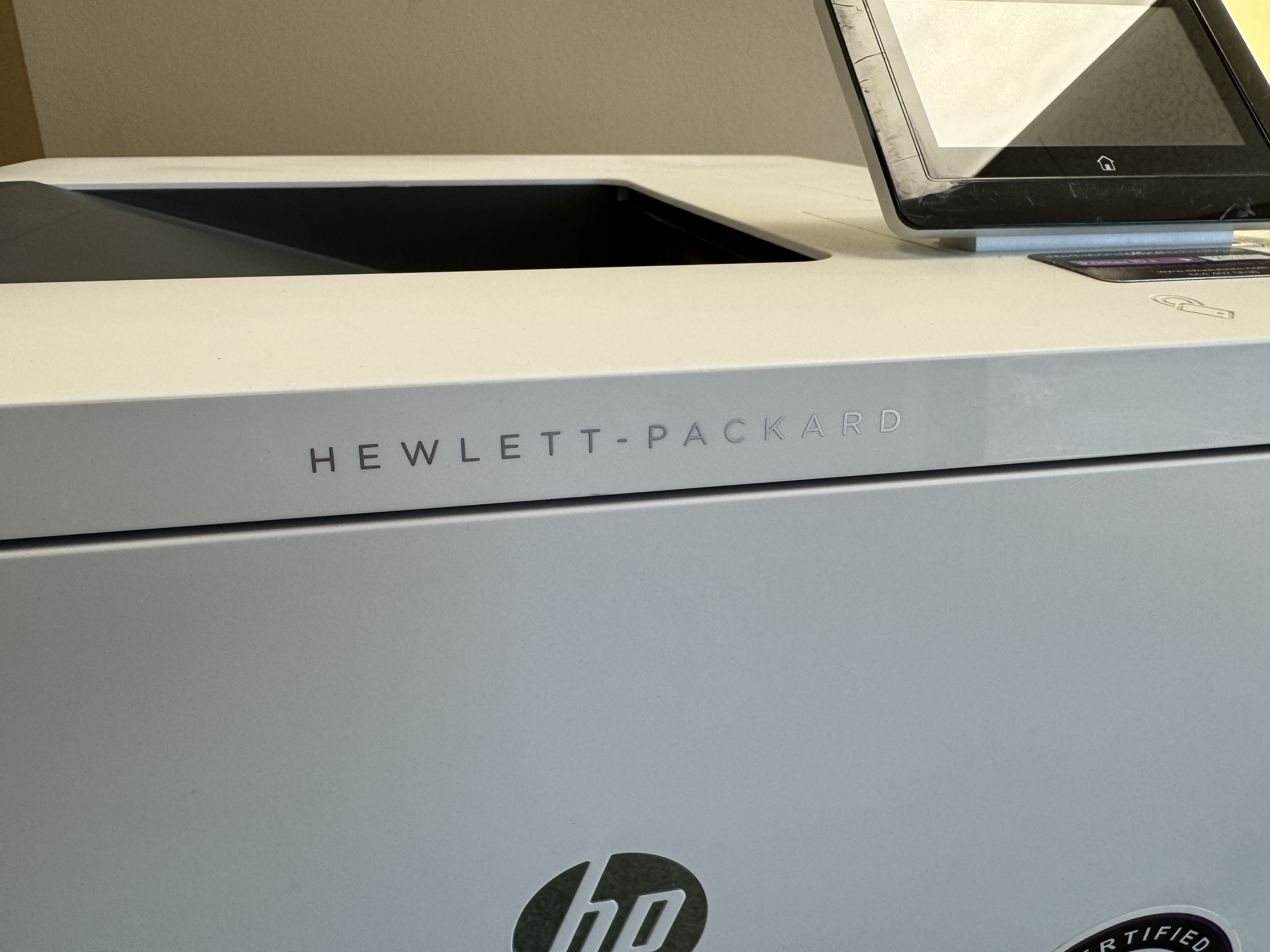 HP M553 color laser printer .