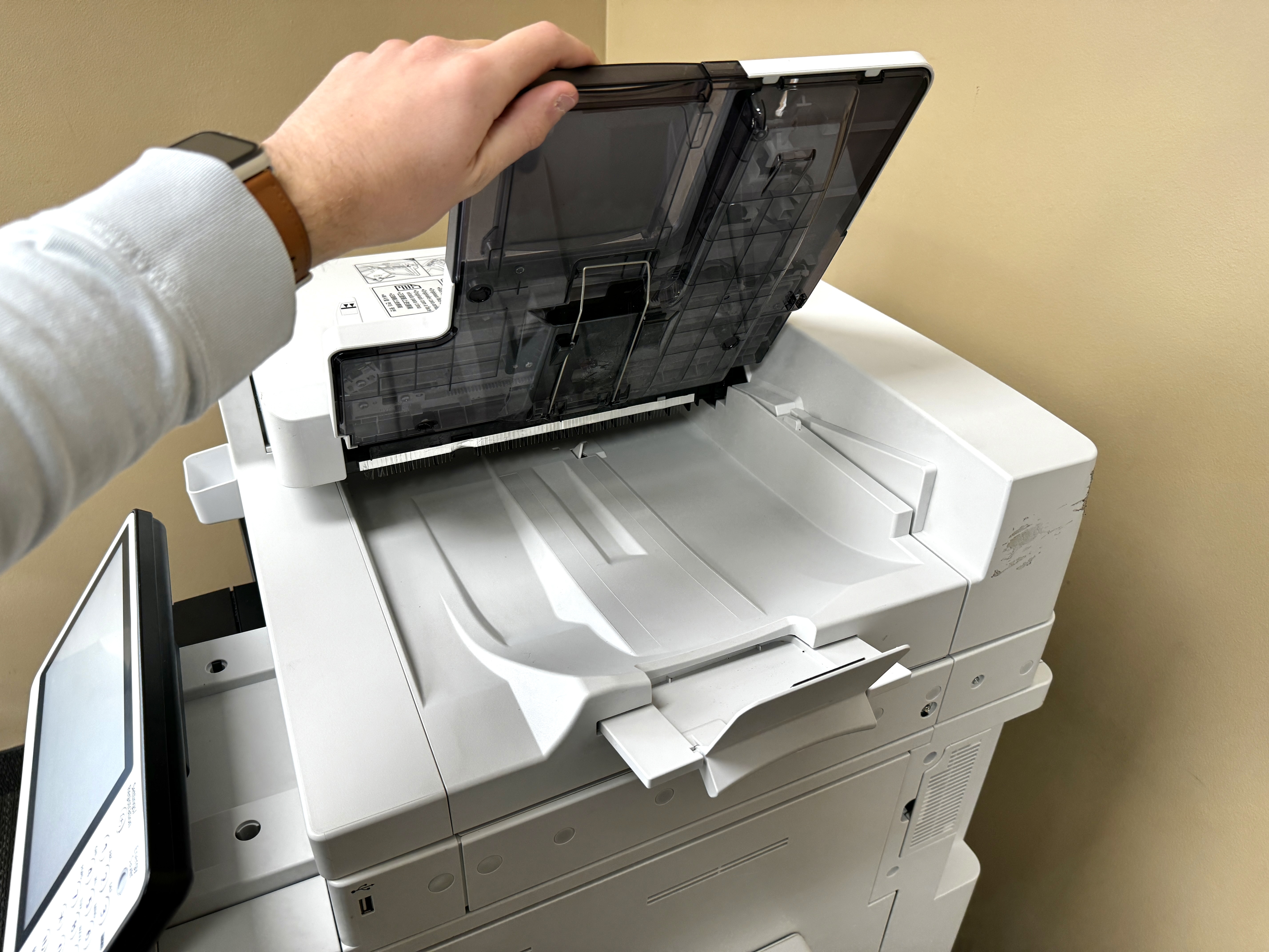 ADF lid for a Canon imagerunner 4551ii black and white copiers.